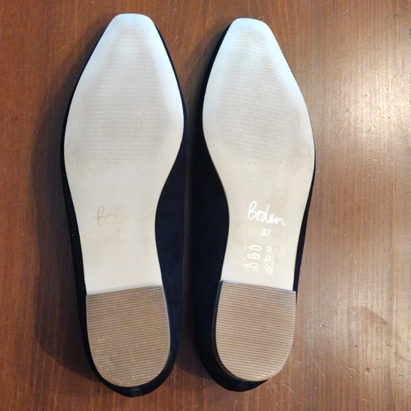 Boden Suede Patent Leather Square Toe Flats, Size EU 37 / US 6.5, Black w/ Cream - Picture 10 of 10
